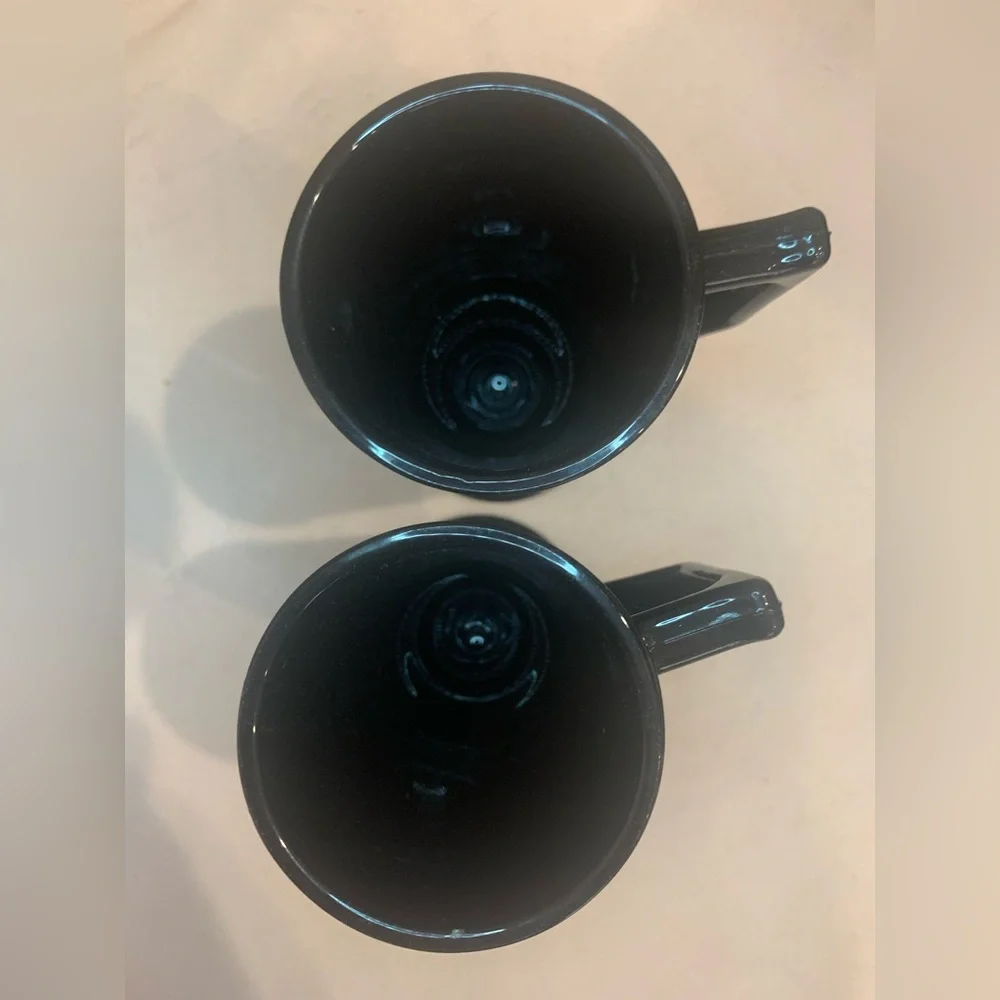 2 Vintage Black Amethyst Glass Footed Mugs, Irish Coffee, Hot Chocolate Cups - Picture 4 of 6